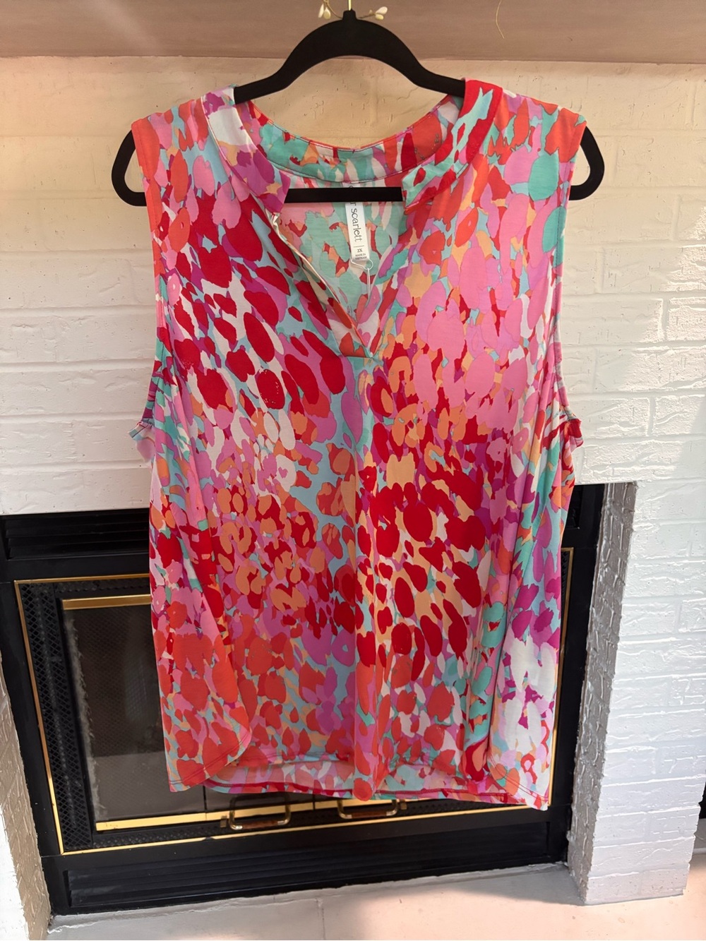 Scarlett V-Neck Sleeveless Abstract Print Camisole - Pink, Red, Teal